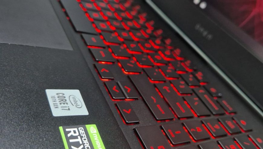 HP Omen 015