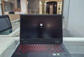 HP Omen 015