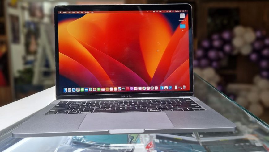 MacBook Pro M1 2020 