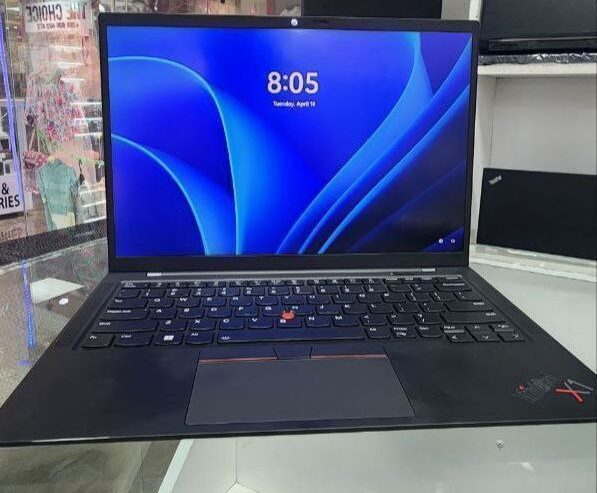 Lenovo Thinkpad X1 carbon