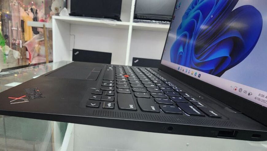 Lenovo Thinkpad X1 carbon