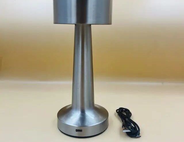 Rechargeable LED Table Lamp